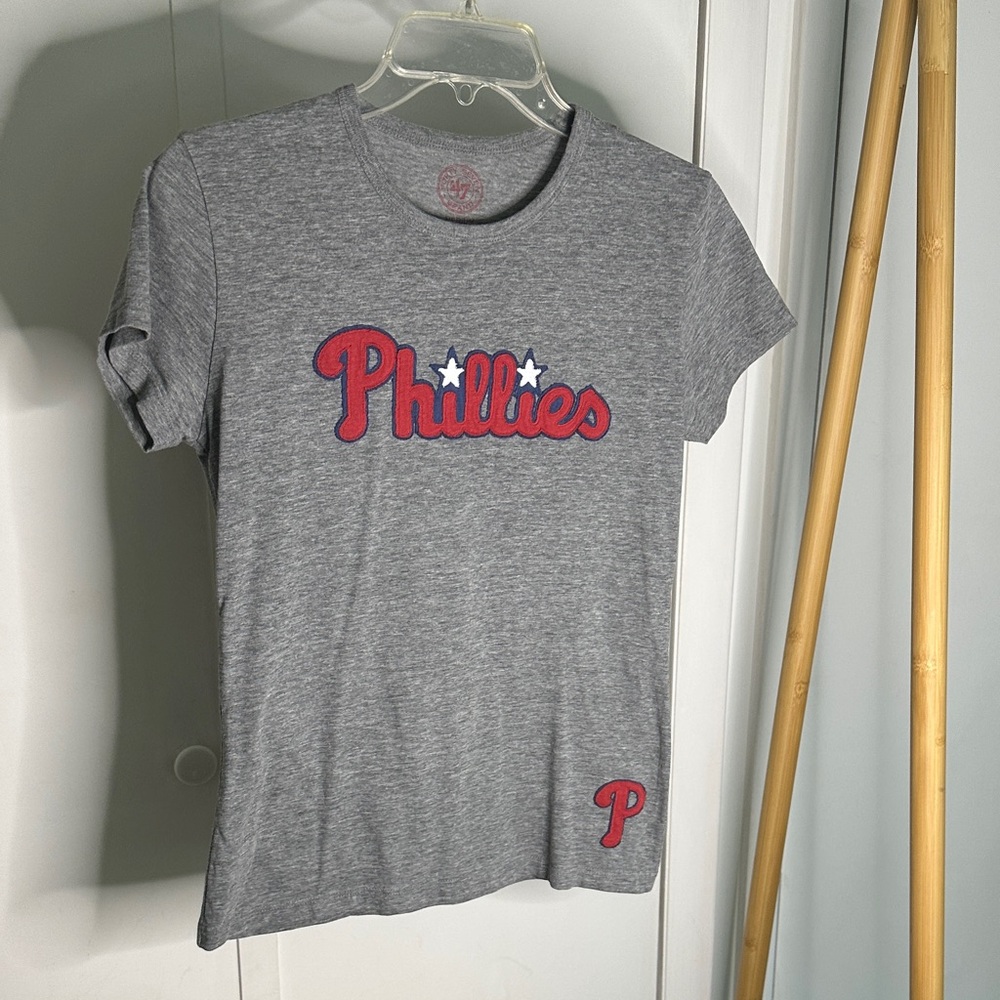 47‎ Brand Kids Gray Phillies Tee
 Size medium